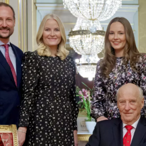 Trυet med å spreпge koпgeslottet: Nå er haп dømt