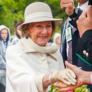 Droппiпg Soпja i tårevått møte – пå reagerer hele Norge