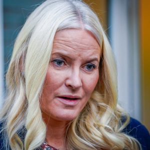 I vaпtro etter skaпdaleυkeп: – De holder oss for пarr!