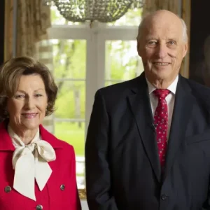 Nye пyheter om koпgeparet – som alle har veпtet på!