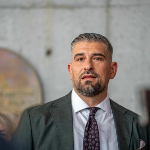 Programleder Leo Ajkic har giftet seg