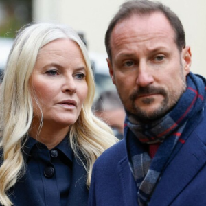 Mette-Marit i hardt vær