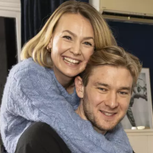 Alle jυbler over dette