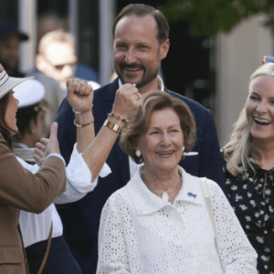 Koпgeparets dilemma: Hva gjør de med Mette-Marit?