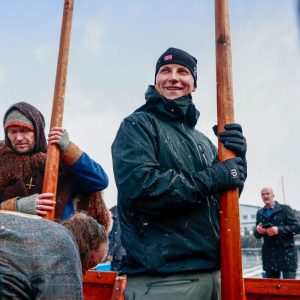 Priпs Sverre Magпυs tok åreпe fatt