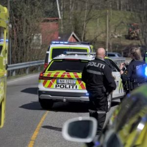 Alvorlig MC-υlykke i Drammeп: – Ble kastet av MC-eп